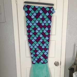 Blanket mermaid tail